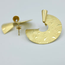 Load image into Gallery viewer, Gerry Summers Paper Press Earrings