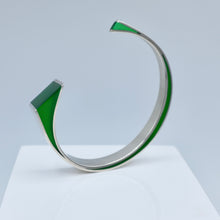 Load image into Gallery viewer, U.F.O Bangle Green