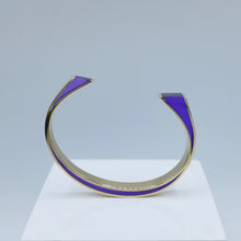 Load image into Gallery viewer, U.F.O Bangle Purple
